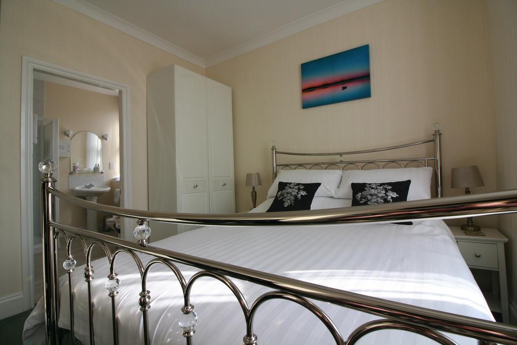 Lincoln House Bed & Breakfast Bridlington Dış mekan fotoğraf