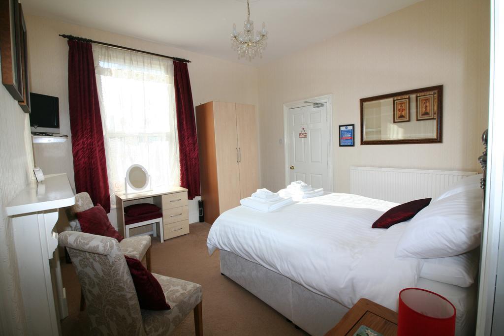 Lincoln House Bed & Breakfast Bridlington Dış mekan fotoğraf